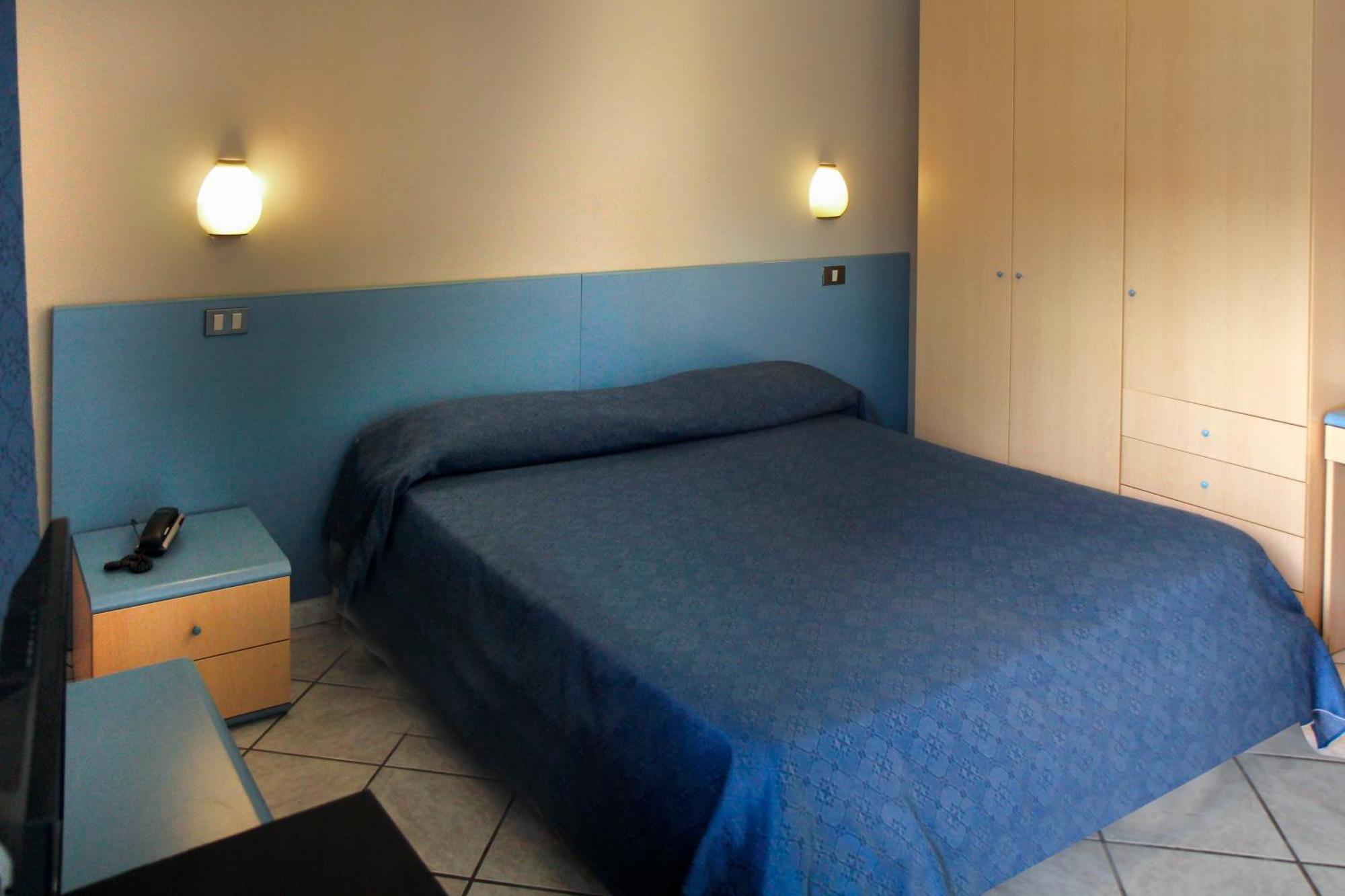 Hotel B&B Marina Capaccio Eksteriør billede