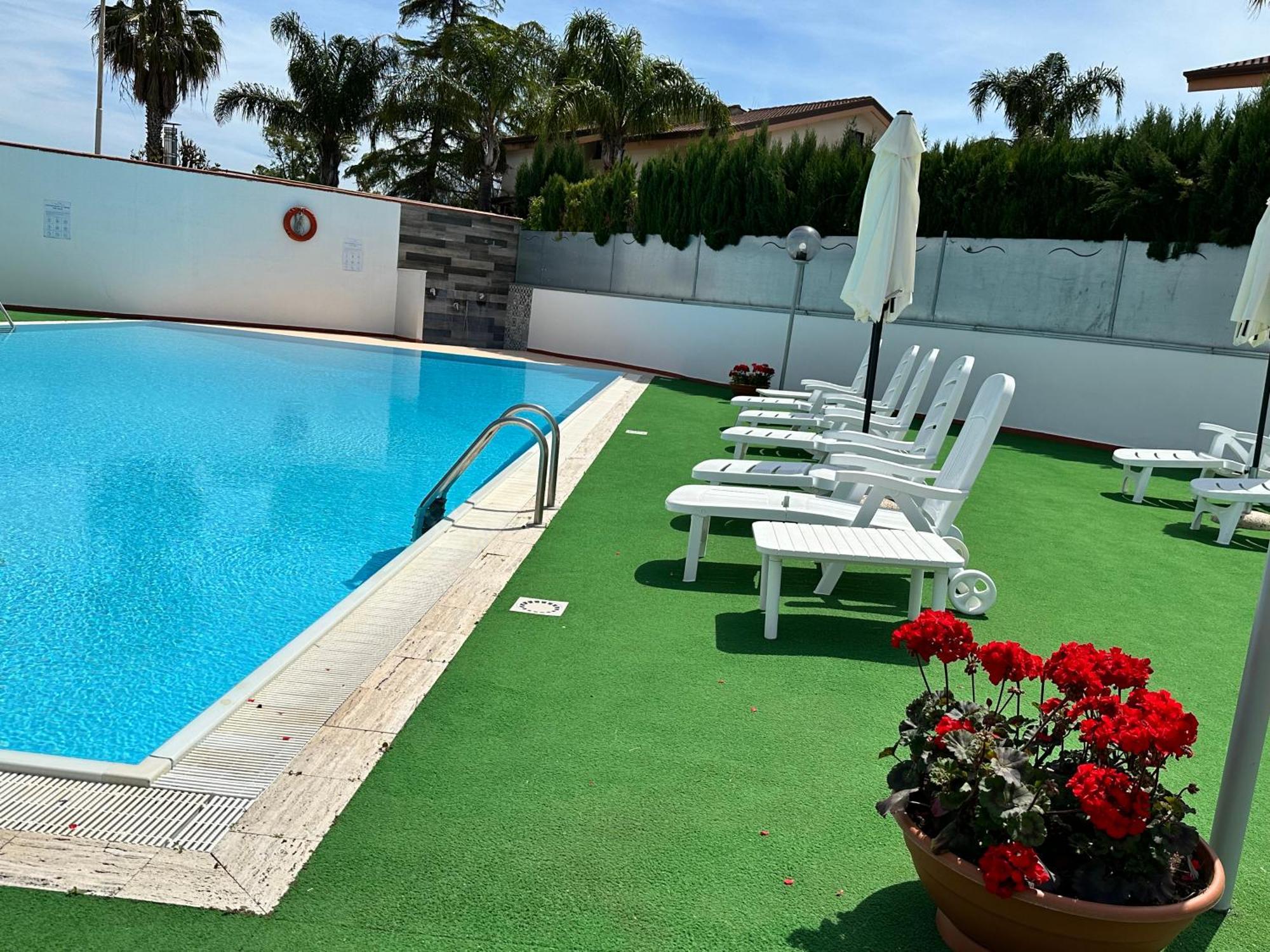 Hotel B&B Marina Capaccio Eksteriør billede