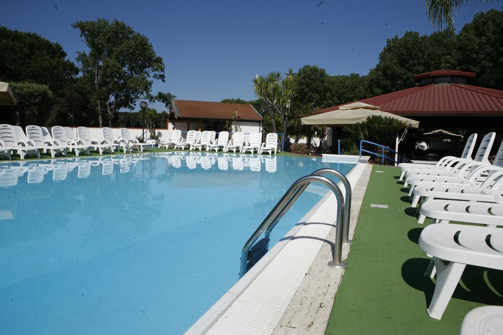 Hotel B&B Marina Capaccio Eksteriør billede